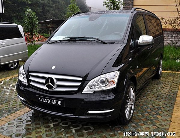 奔驰唯雅诺现车抵港 现车商家特惠低折回馈