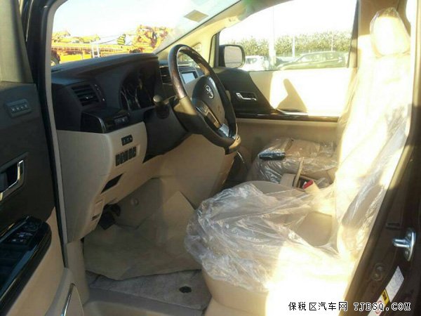 2015款丰田埃尔法3.5L中东版MPV保姆车 港口现车75万