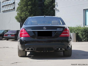 奔驰S65展厅现车 商家优惠报价299.8万