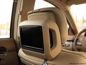 奔驰S65展厅现车 商家优惠报价299.8万