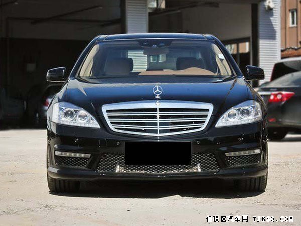 奔驰S65展厅现车 商家优惠报价299.8万