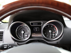 奔驰G500纯正越野血统 现车优惠风暴飓风袭港