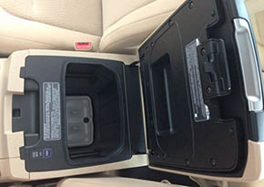 2014款丰田酷路泽4000丐版 绿色版现车52.5万起