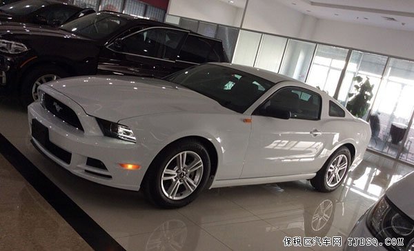 福特野马3.7热力到店 惊喜促销引爆天津港