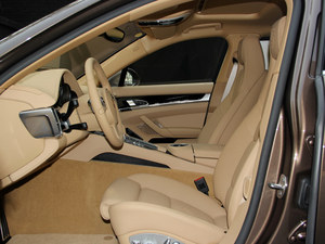 2014款保时捷帕纳美拉全系到店 现车极致降价