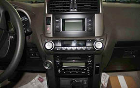 2014款丰田普拉多2700中东版 9气囊白米现车37万起