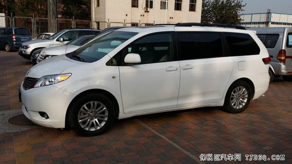 2014款丰田塞纳3.5L四驱版标配 现车热卖45.5万起