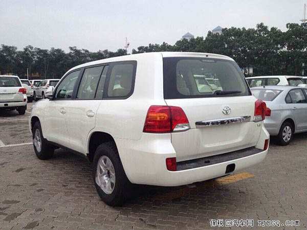 2014款丰田酷路泽4000中东版 天津现车仅售50.8万起