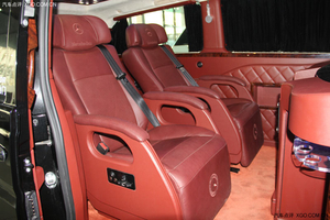 奔驰威霆优惠无止境 现车独领风潮精英本色