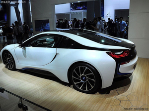 宝马i8顶级超跑 奢华巨献现车狂飙底价