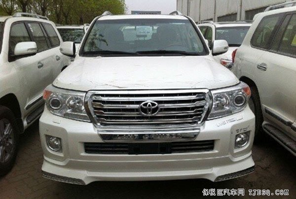 丰田酷路泽4000现车到店 现车年底优惠不断