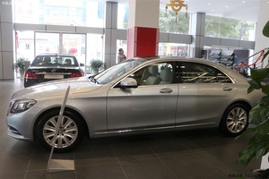 奔驰S级全系现车 天津港疯狂打折大酬宾