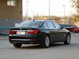 宝马7系商家让利 天津港口现车充足超多优惠