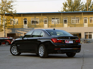 宝马7系商家让利 天津港口现车充足超多优惠