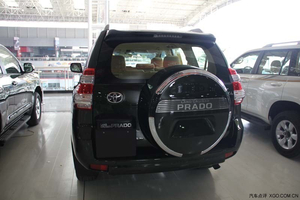 丰田霸道中东版2014款 现车裸利走俏纵享优惠