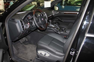 2014款保时捷卡宴巅峰让利 掀起双十一购车潮