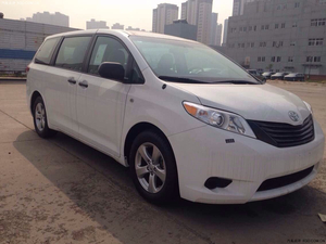 2014款丰田塞纳促销集结号 现车降价劲爆优惠