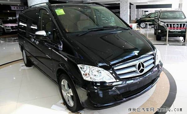 奔驰唯雅诺最低价 天津港现车巨幅优惠畅销中