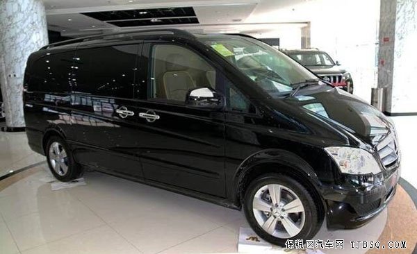 奔驰唯雅诺最低价 天津港现车巨幅优惠畅销中