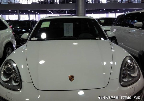 2014款保时捷卡宴美规版 天津港现车降价促销