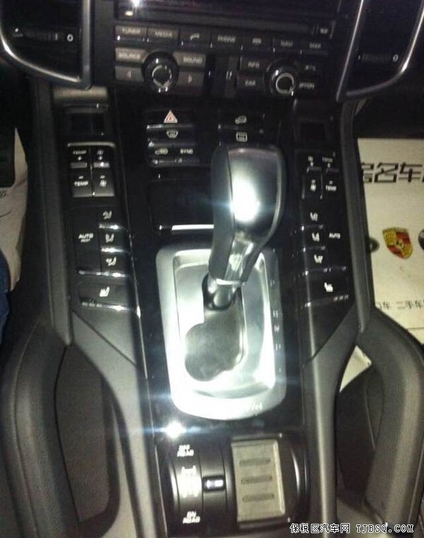 2014款保时捷卡宴美规版 天津港现车降价促销