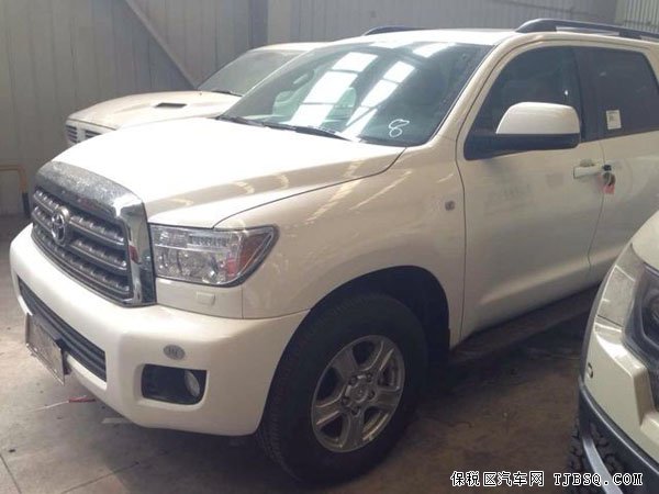 2014款丰田红杉SR5版 天窗/雷达/19轮天津现车80万起