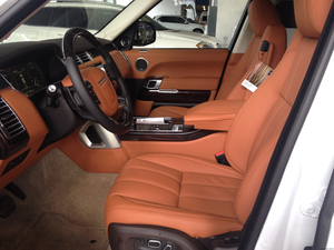 2014款路虎揽胜行政3.0现车 极致优惠引购车潮