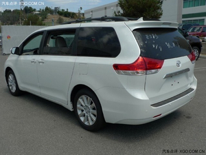 14款丰田塞纳商务MPV纵享优惠 购车惊喜不间断