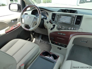 14款丰田塞纳商务MPV纵享优惠 购车惊喜不间断