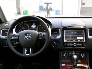 大众途锐驾享新时尚 现车触底直降底价酬宾