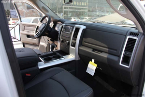 进口道奇公羊运动版 现车魅力独显疯狂打折