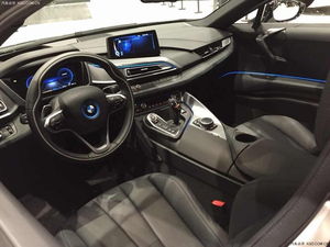 宝马I8现车到店实拍 现车促销加剧惊艳双眸