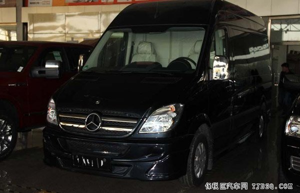奔驰斯宾特现车到店 天津现车商家初冬惊喜特惠