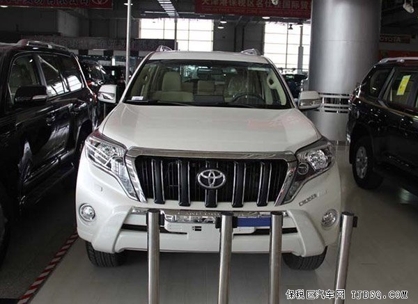 中东版丰田霸道2700 天津港现车豪惠纵享优惠