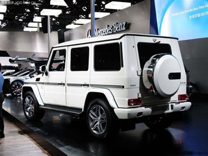 奔驰G63至尊越野车 港口现车触底价优惠21万