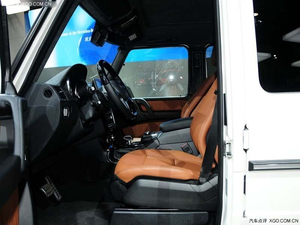 奔驰G63至尊越野车 港口现车触底价优惠21万