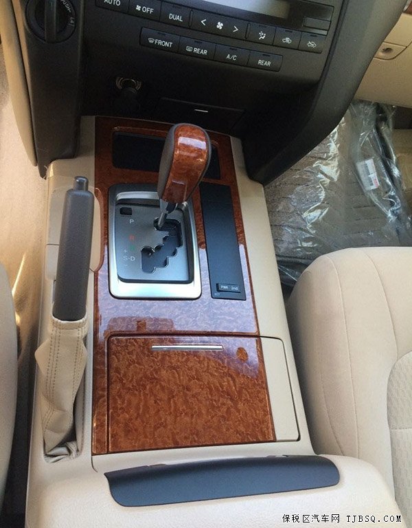 丰田酷路泽4000中东版 超低价酬宾限时秒杀中