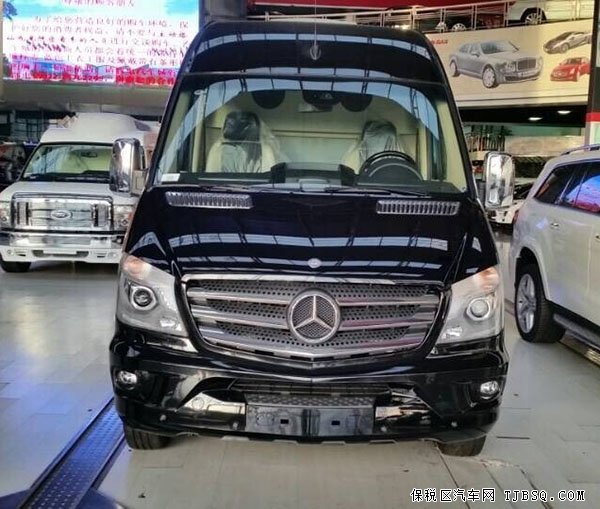 奔驰商务车斯宾特 天津现车价格188万飚底价