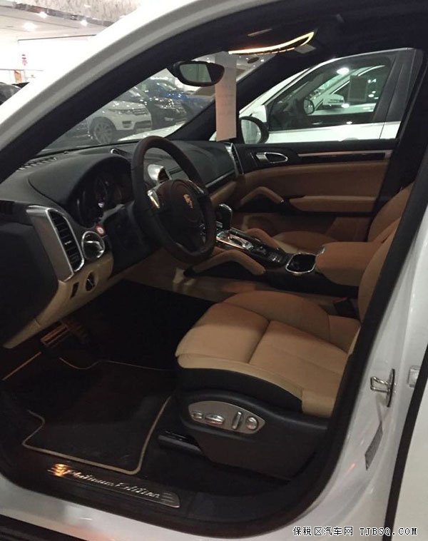 2014款保时捷卡宴3.6汽油铂金版 再掀降价狂潮