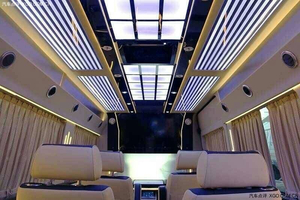 奔驰商务车斯宾特 天津现车价格188万飚底价