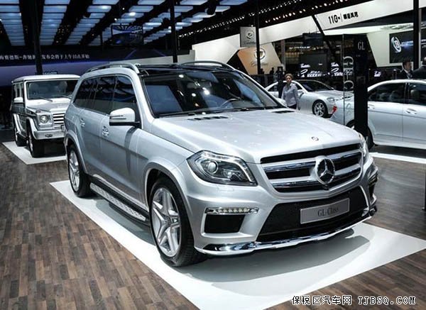 奔驰GL500现车报价 天津现车尽情闪耀王者风范