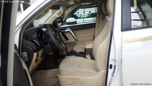 2014款丰田霸道2700中东版VX 天津现车驾享新时尚