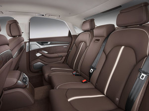 全新奥迪A8加长版 天津现车接受预定荣耀限时抢