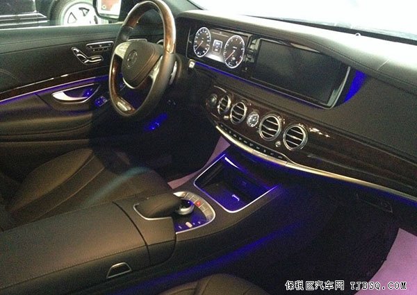 2015款奔驰S550天津港现车报价 豪华商务轿车198万购