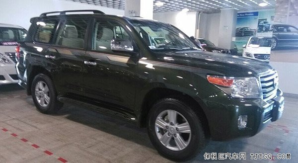 2014款进口丰田酷路泽4000 中东版现车带绞盘