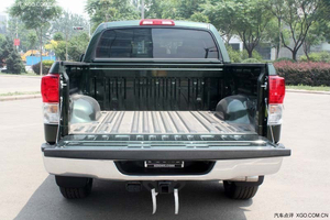 2014款丰田坦途现车大促销 商家挥泪狂让利中