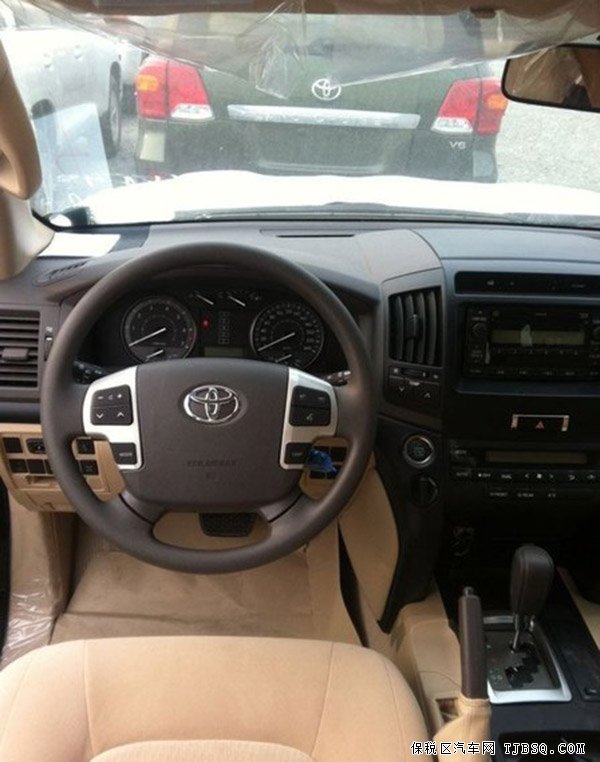 丰田酷路泽4000中东版 现车底价酬宾限时抢