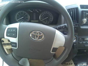 丰田酷路泽4000中东版 现车底价酬宾限时抢