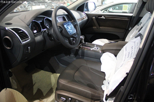 进口奥迪Q7天津现车劲爆促销 火力全开全面直降