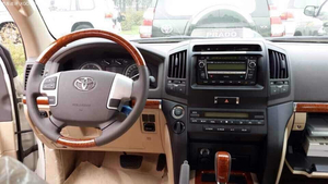 中东版丰田酷路泽4000优惠 现车触底疯抢热惠